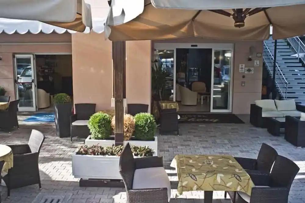 фото Hotel Chery