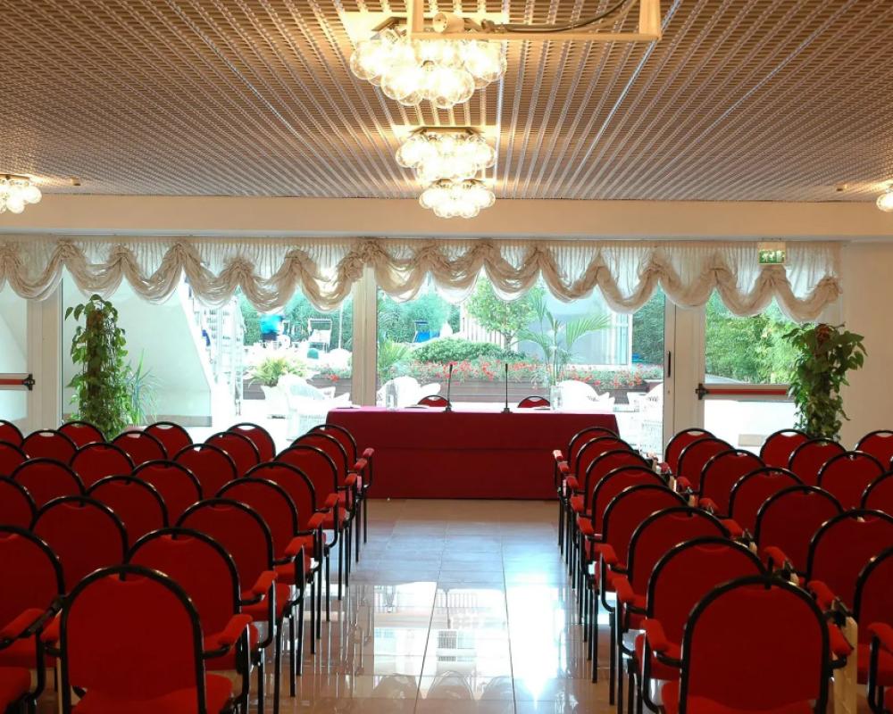 фото Hotel Universal