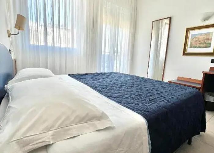 Hotel B&B Montecarlo