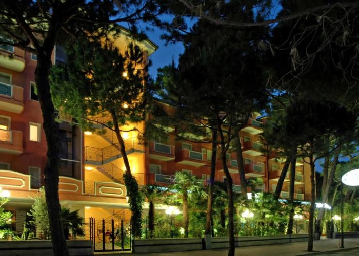 Hotel Globus, Sure Hotel Collection by Best Western