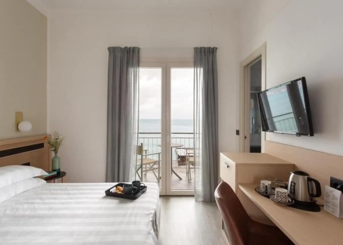 Arc en Ciel Hotel