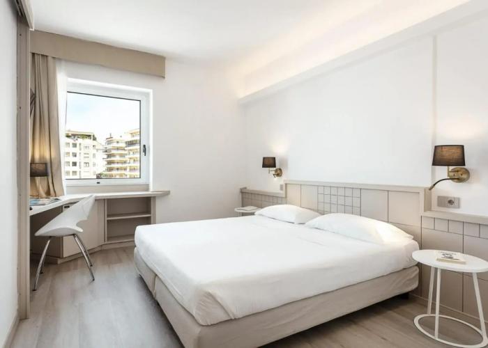 Hotel Carlo Felice