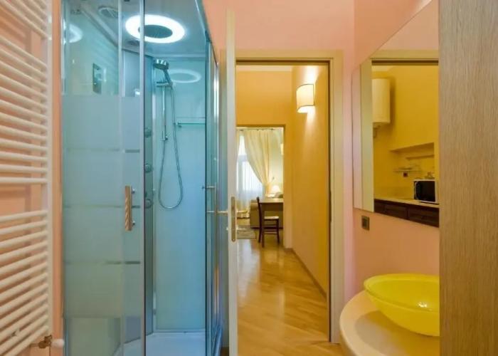 Piazza Azuni 18 Guest House