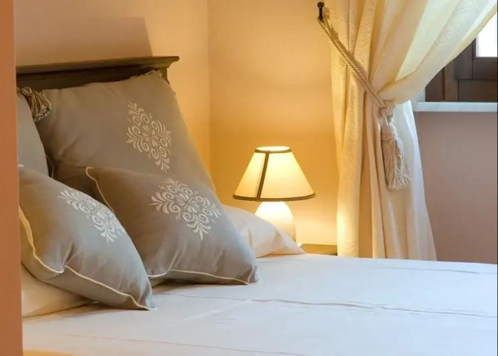 Piazza Azuni 18 Guest House