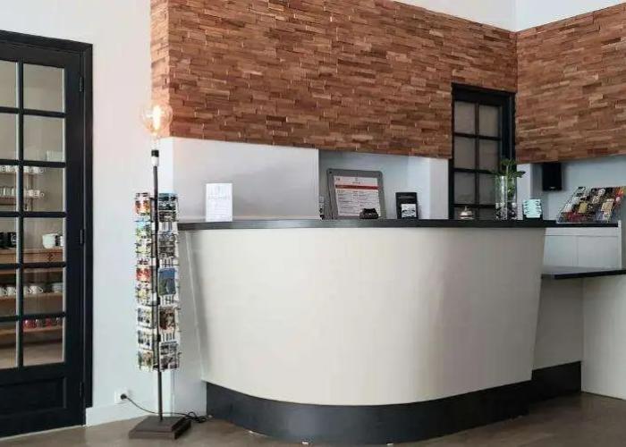Hotel Bristol