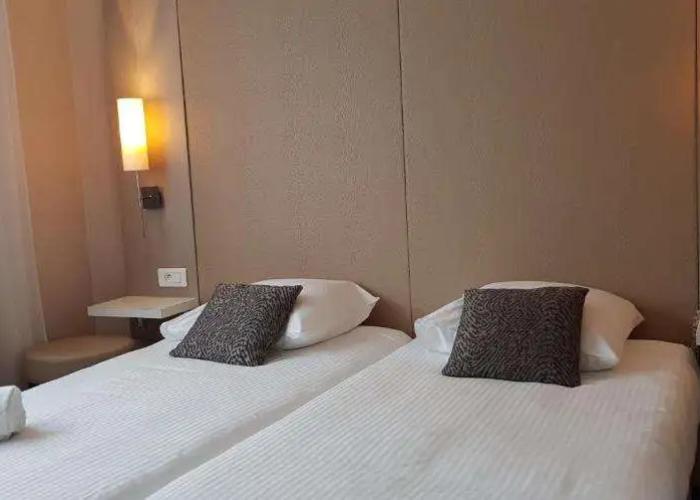 Hotel Bristol