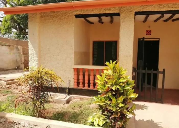 Diani Travelers Guest House