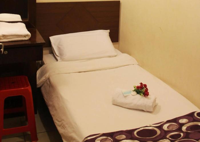 Hotel C Hotel