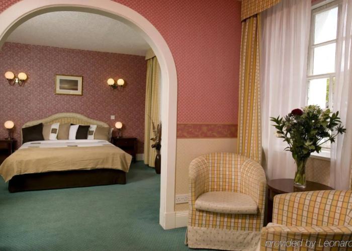 Kenmore Hotel