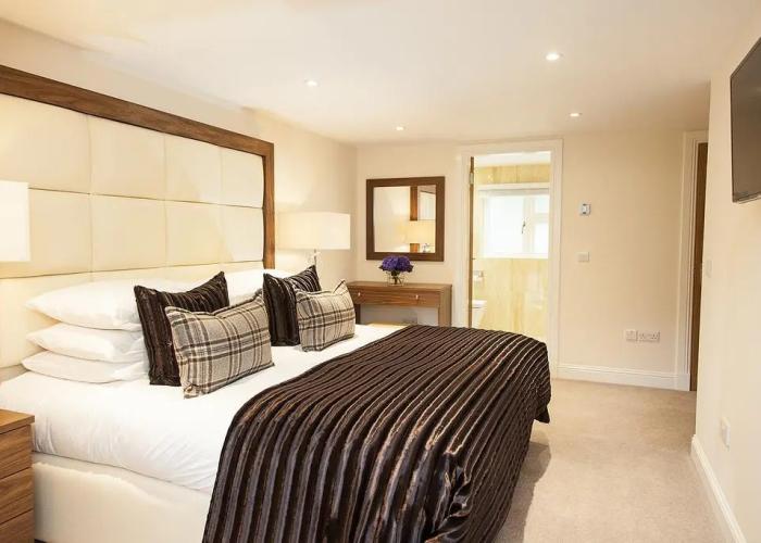Kenmore Hotel