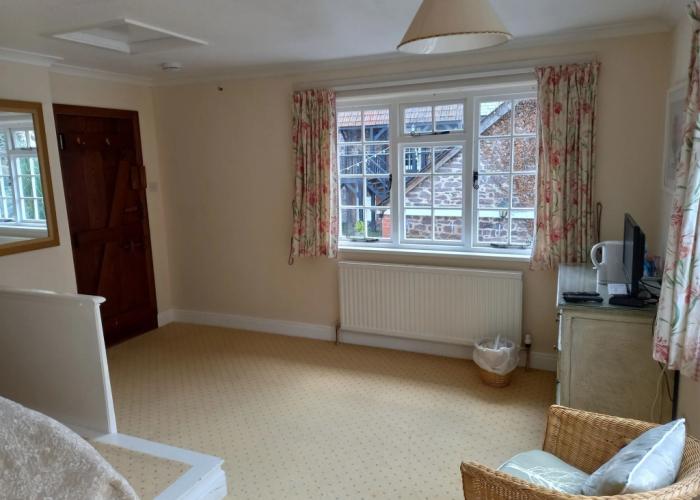 Bickleigh Castle Hotel