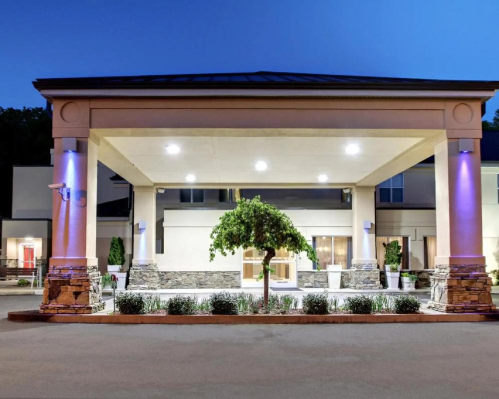 Holiday Inn Express Hurricane by IHG