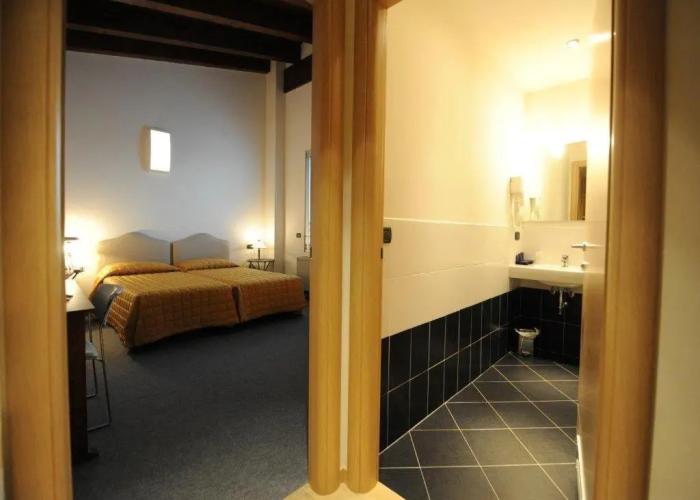 Euro Hotel