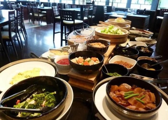 Kuwana Park Hotel
