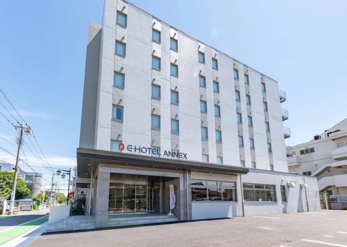 HOTEL GLANY's KUMAGATAEKIMAE premiere