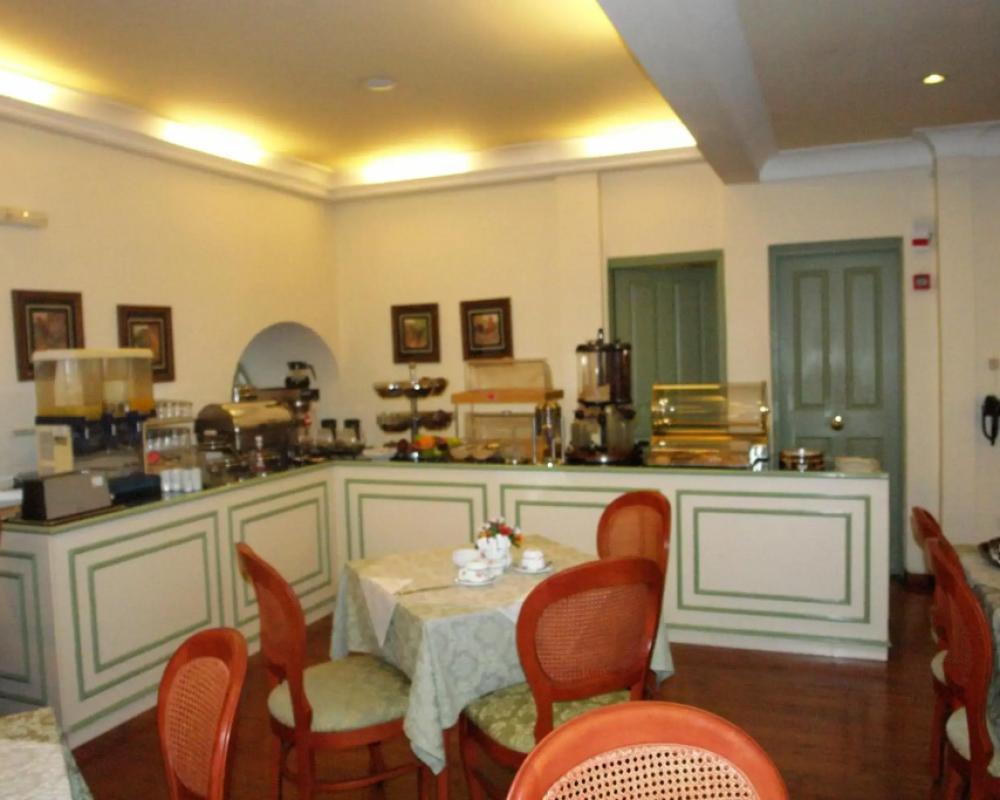 фото Cavalieri Hotel
