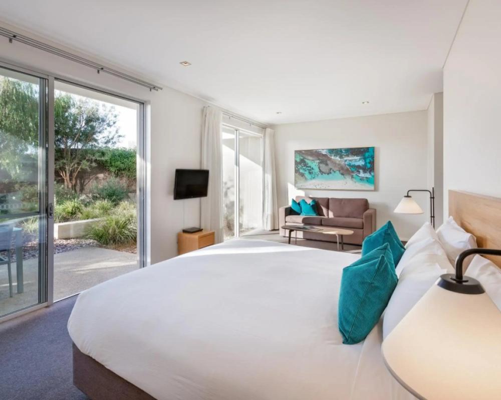 фото Smiths Beach Resort
