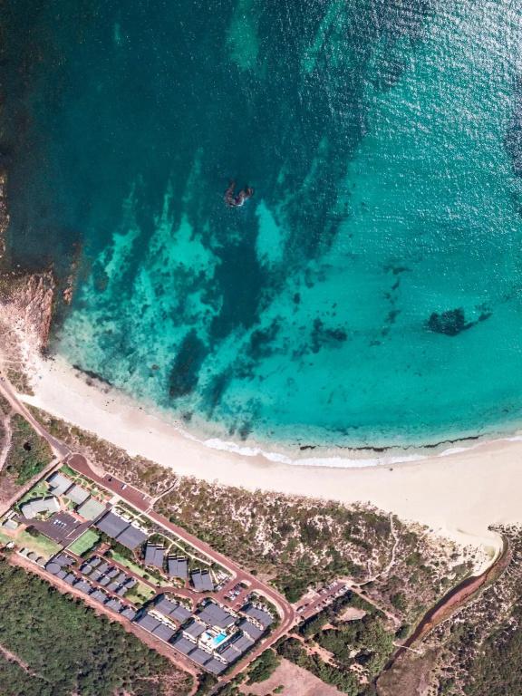 фото Smiths Beach Resort