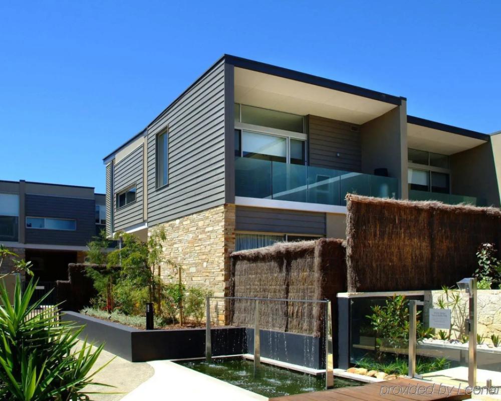 фото Smiths Beach Resort