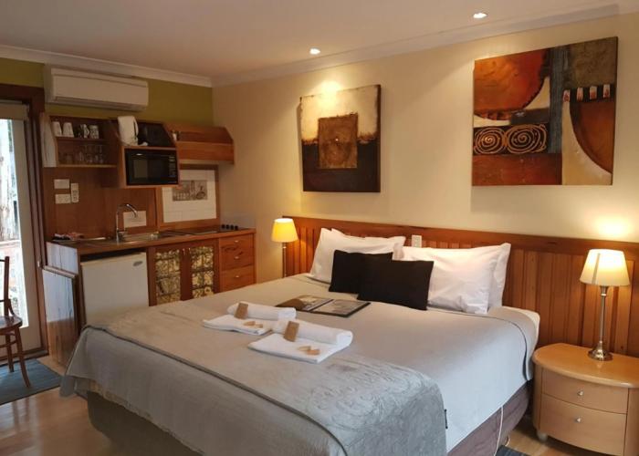 Adamsons Riverside Accommodation