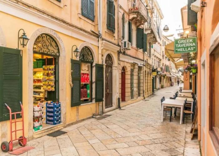 Venetian Reale