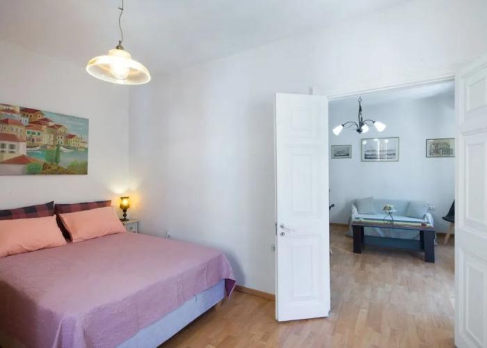 Andrew's Old Town Apartment  by CorfuEscapes