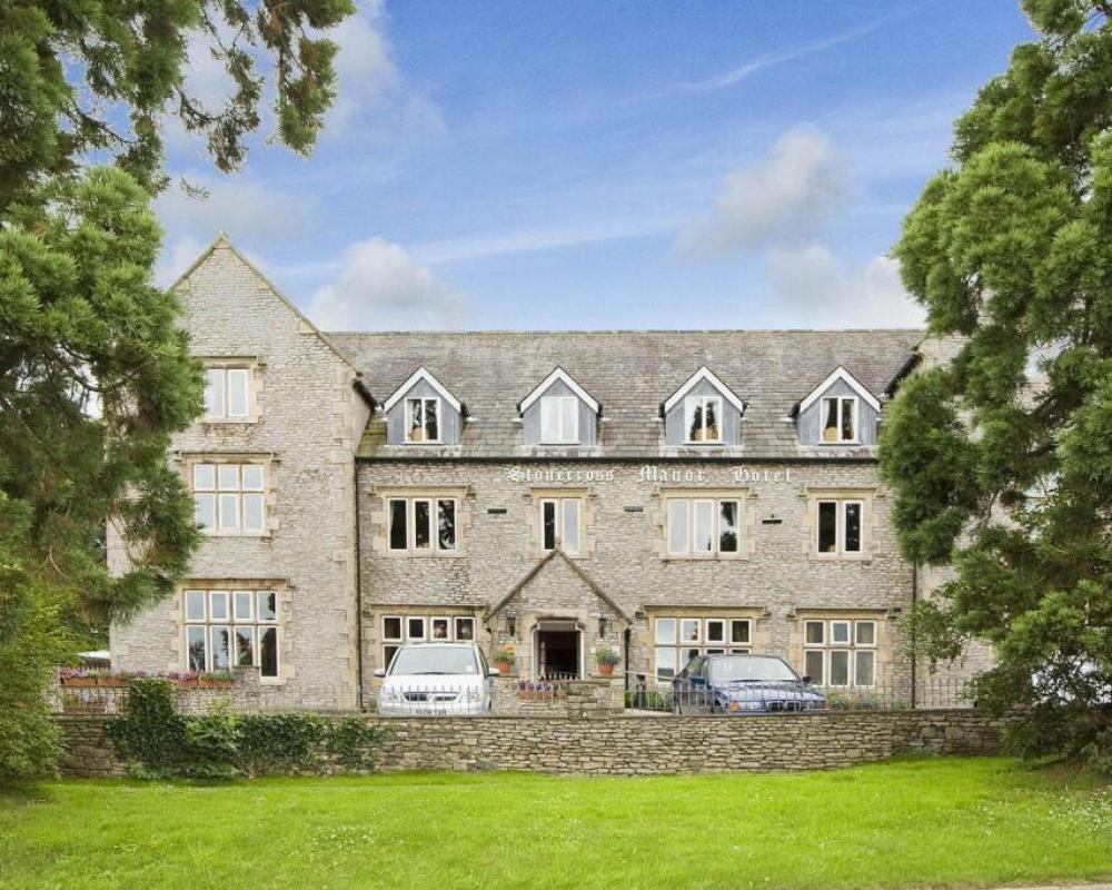Stonecross Manor Hotel