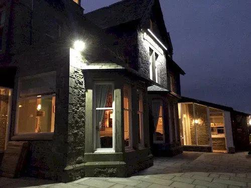 The Gateway Inn