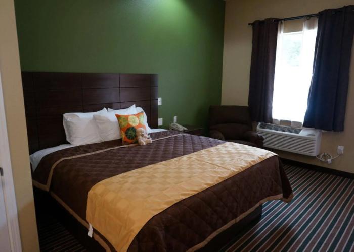 Texas Bungalows Hotel & Hotel Que at Lakeline Austin Cedar Park