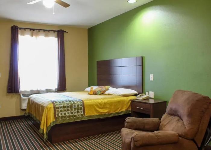 Texas Bungalows Hotel & Hotel Que at Lakeline Austin Cedar Park