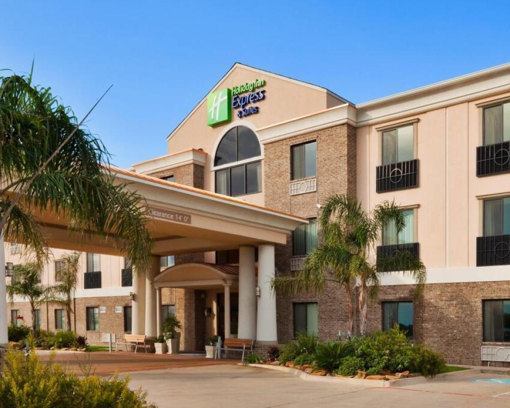 Holiday Inn Express Hotel & Suites Fairfield - North by IHG