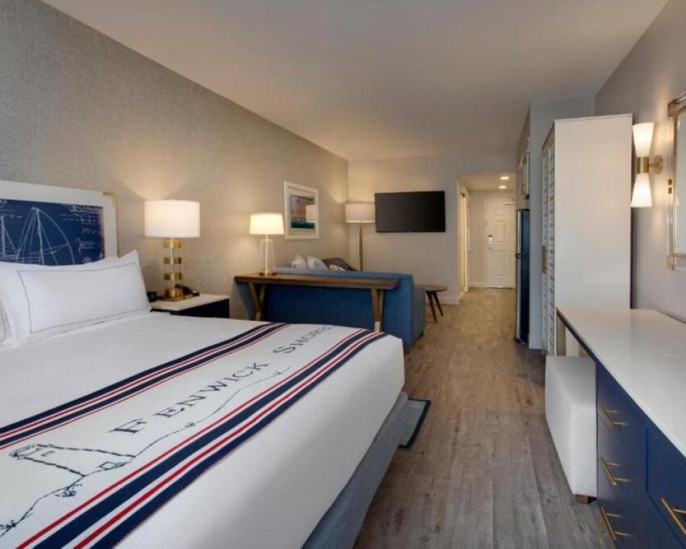 Fenwick Shores, Tapestry Collection by Hilton