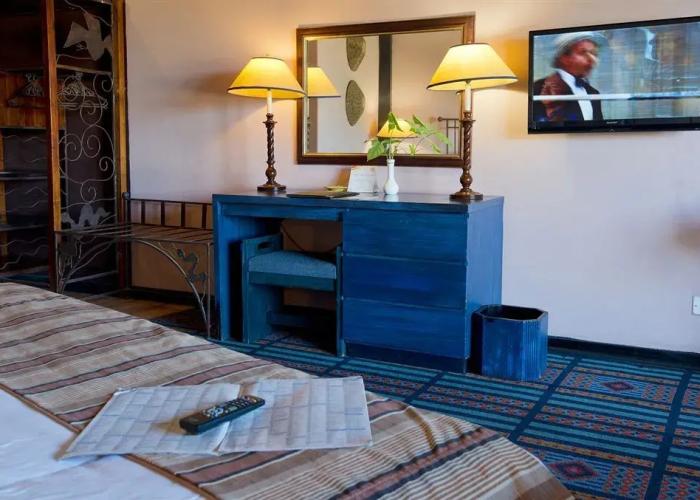 Hwange Safari Lodge