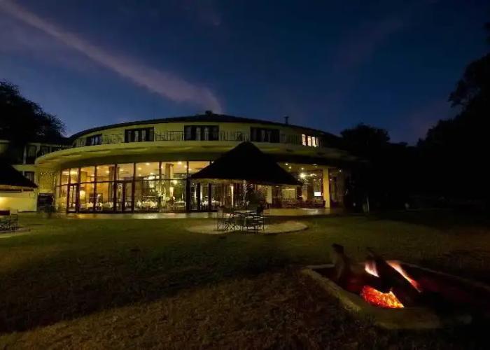 Hwange Safari Lodge