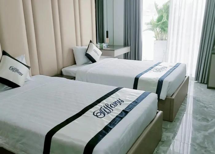 Tiffany hotel & restaurant