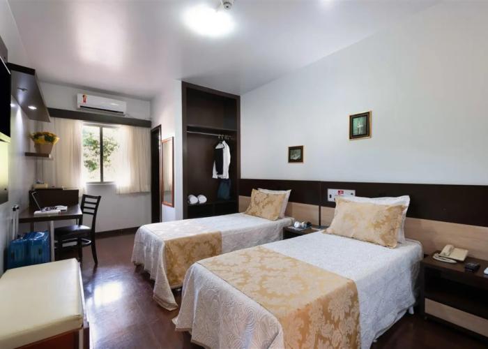 Hotel 365