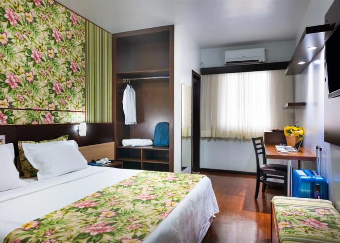 Hotel 365