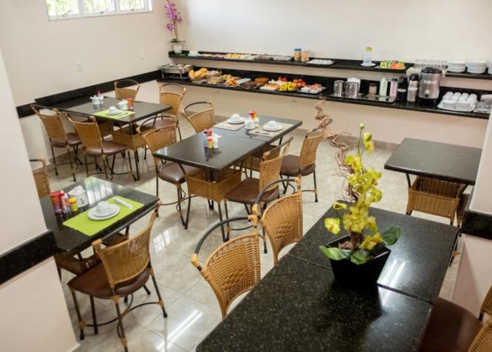 Hotel Almanara