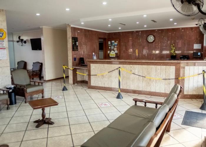 Hotel Almanara