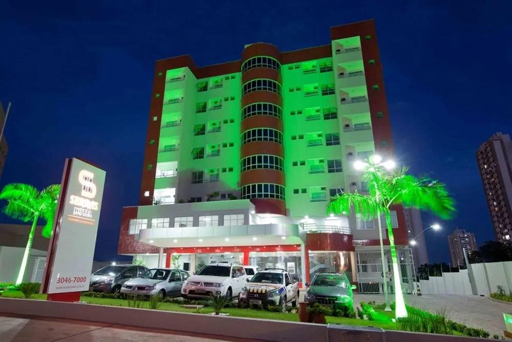 фото Serras Hotel