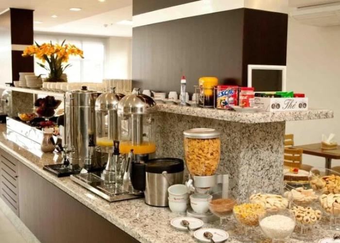 Serras Hotel