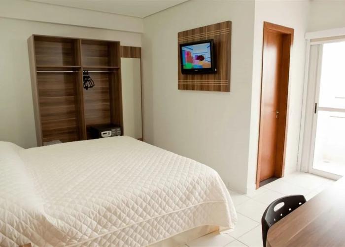 Serras Hotel