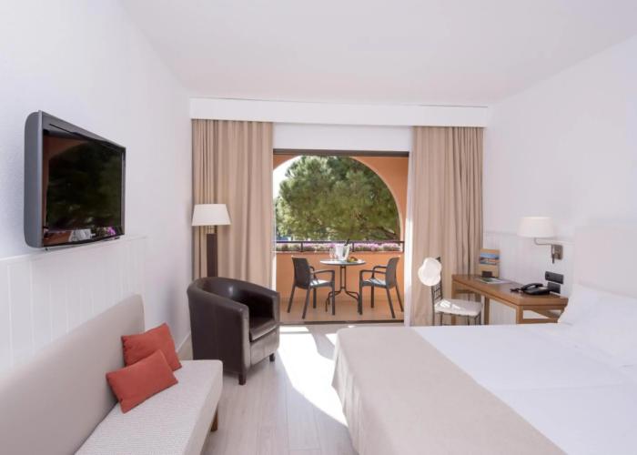 La Costa Golf & Beach Resort