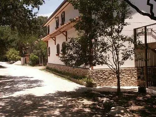 Creekhaven Inn & Spa