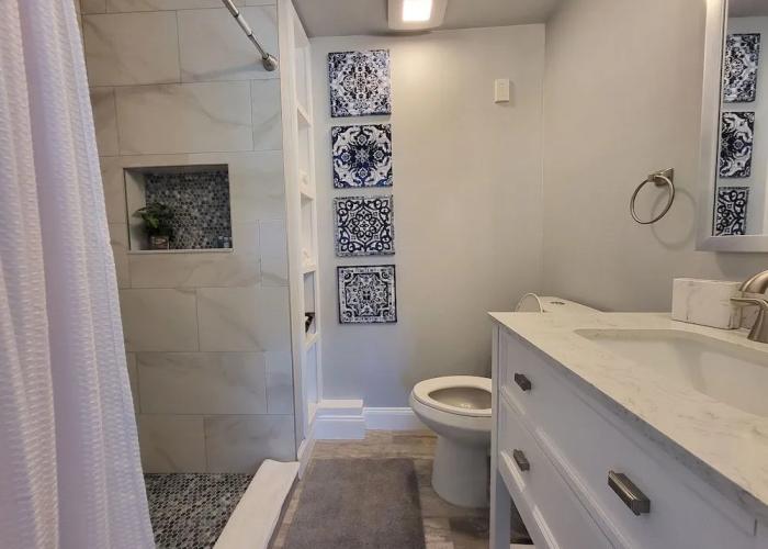 Barefoot Mailman Inn & Suites