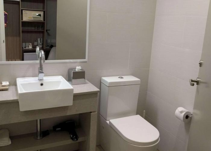 ibis Styles The Entrance