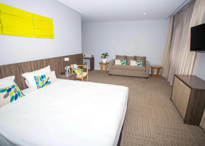 ibis Styles The Entrance