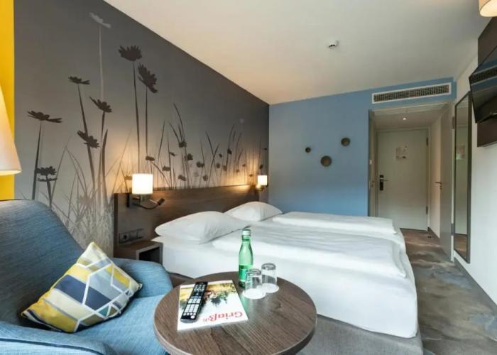 Hwest Hotel Hall