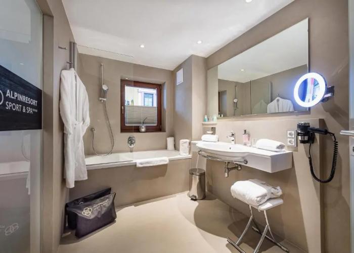 Alpinresort ValSaa - Sport & Spa
