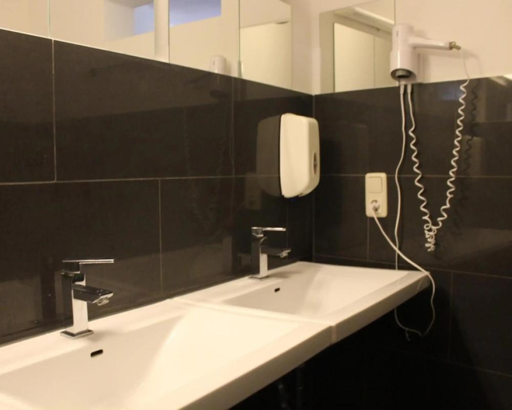 фото Station Hostel For Backpackers